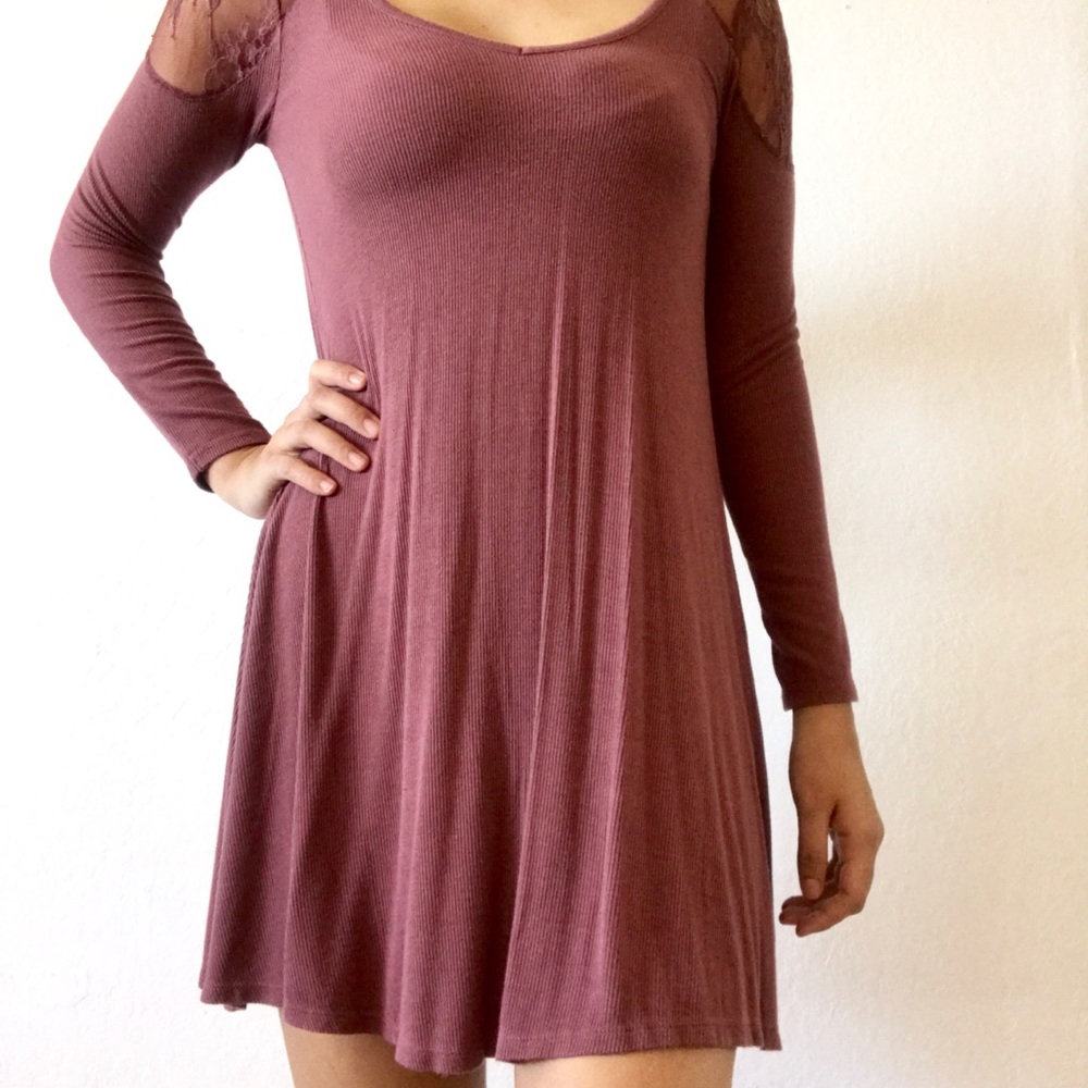 Women's maroon long-sleeve dress